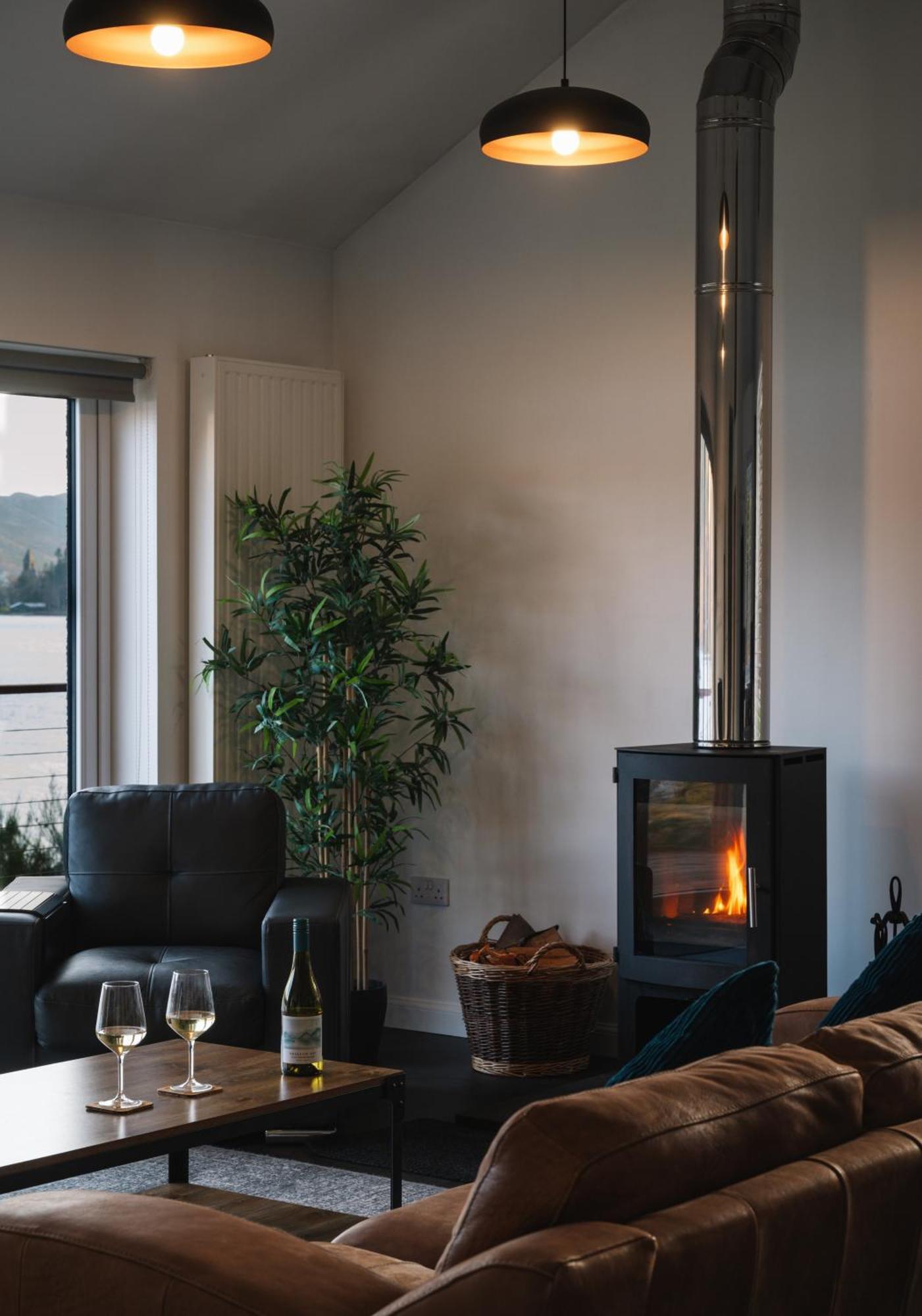 Shoreland Lodges - Holly Lodge Fort Augustus Buitenkant foto