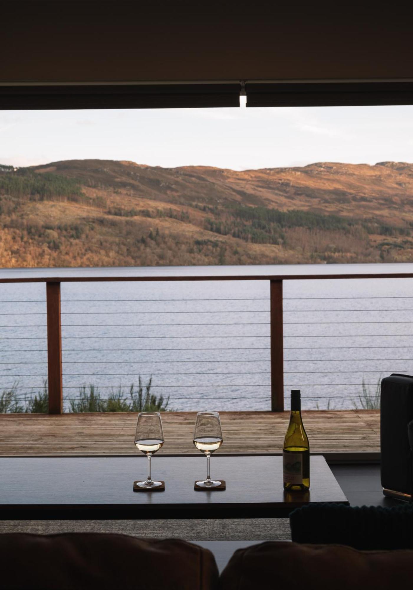 Shoreland Lodges - Holly Lodge Fort Augustus Buitenkant foto