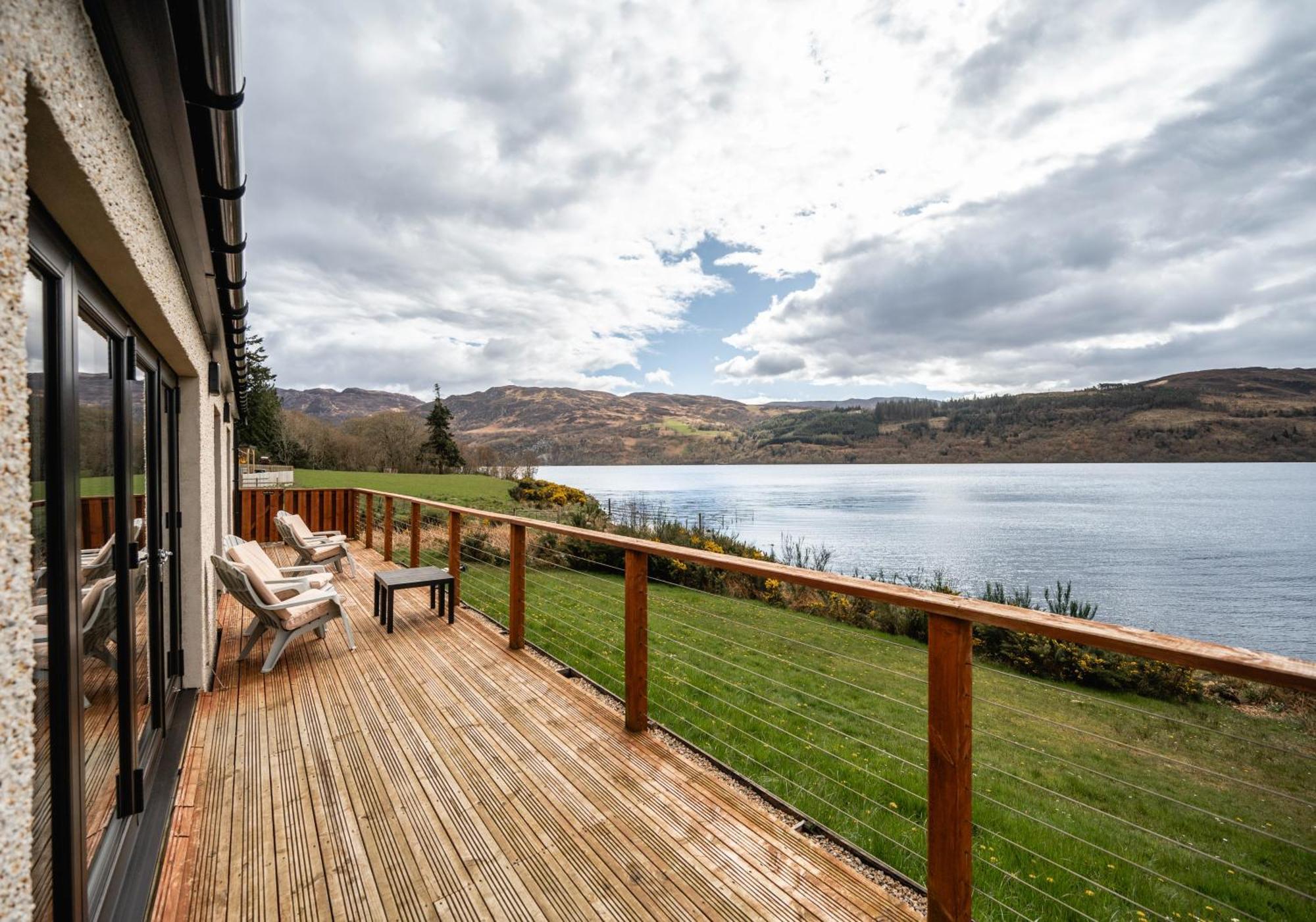 Shoreland Lodges - Holly Lodge Fort Augustus Buitenkant foto