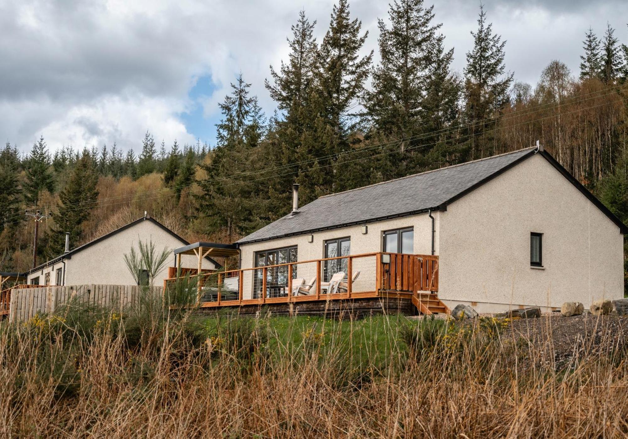 Shoreland Lodges - Holly Lodge Fort Augustus Buitenkant foto