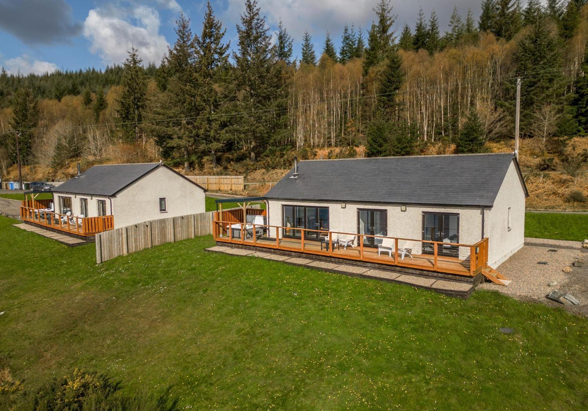 Shoreland Lodges - Holly Lodge Fort Augustus Buitenkant foto